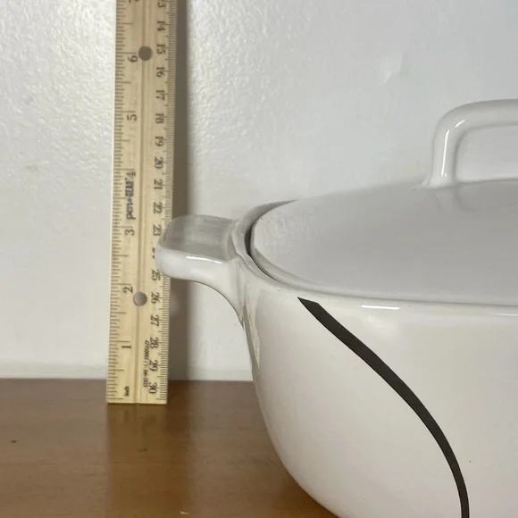 Corelle Coordinates Black Simple Lines Stoneware 2 1/2 Quart Casserole Dish /Lid - Picture 10 of 10
